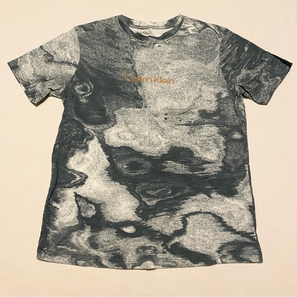 Calvin Klein Marble Print T-Shirt Women’s Size Small Shirt